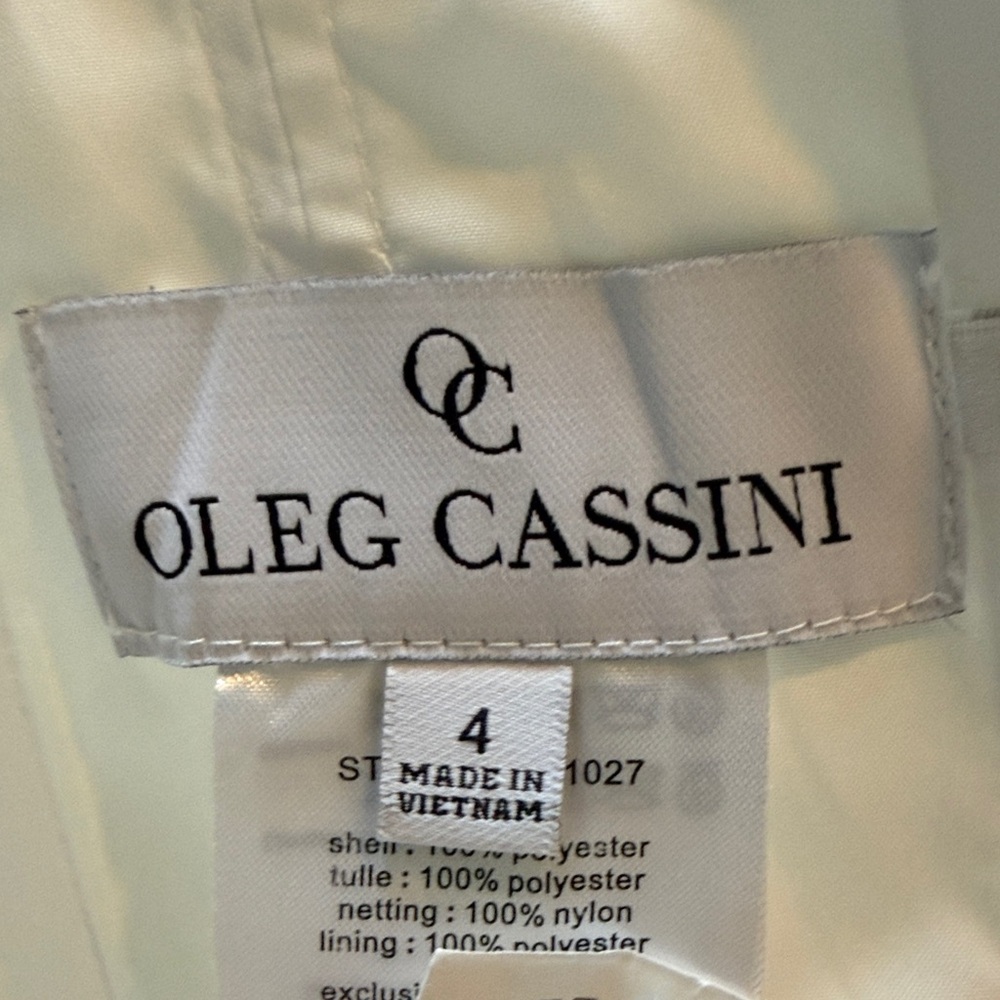 Oleg Cassini Elegant White Satin Wedding Dress - Picture 8 of 14